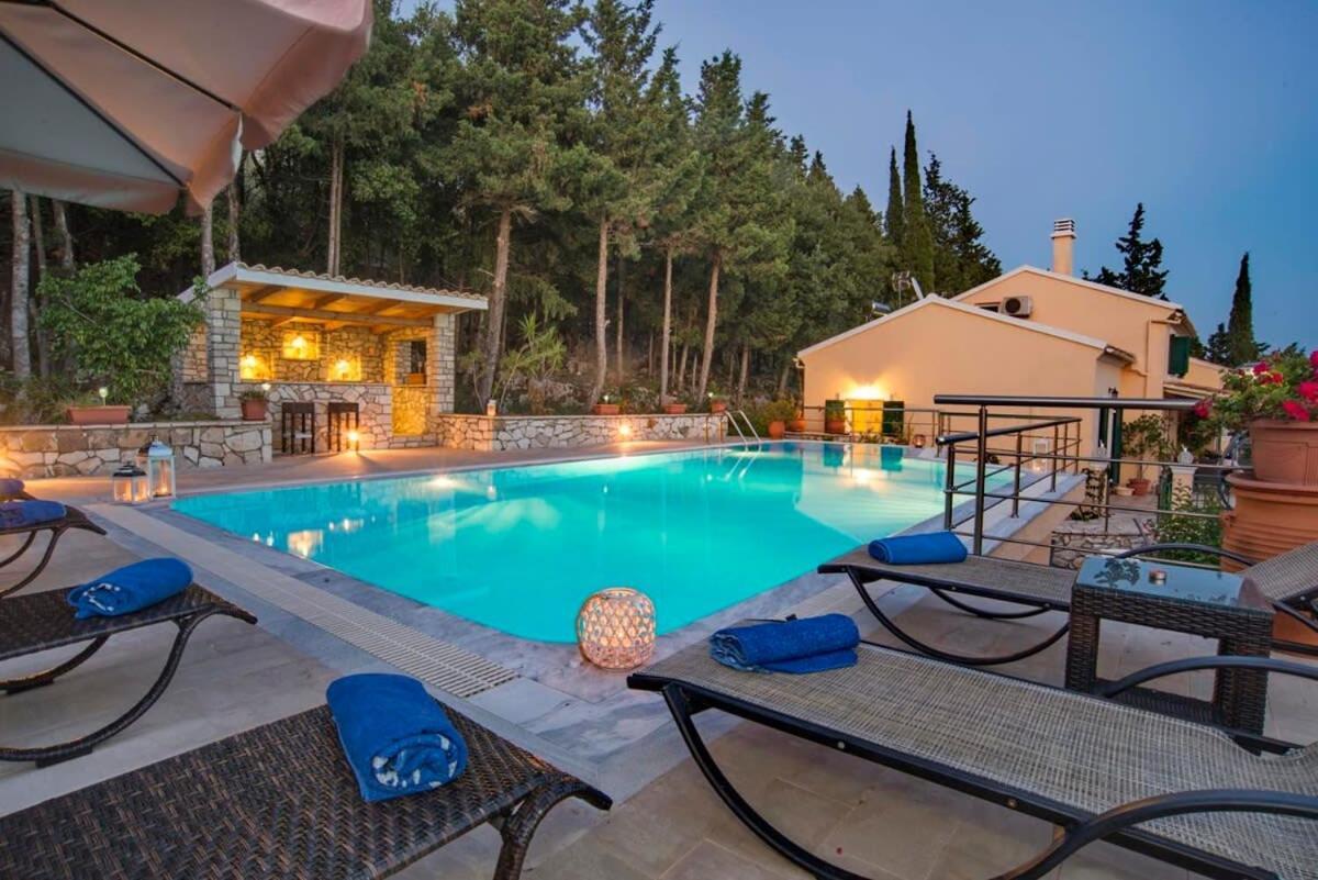 Paxoi Serene Oasis - Mylos Mediterranean Charm Arvanitakeika Exterior foto